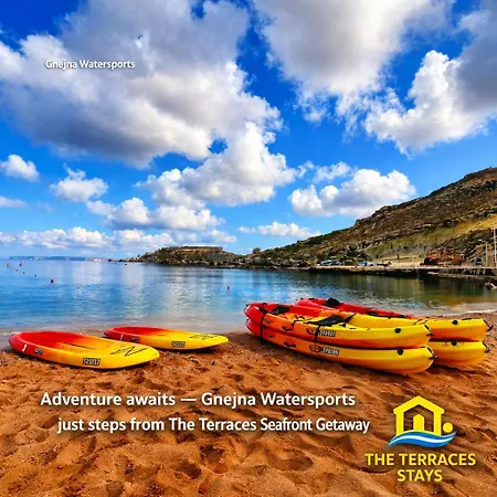 The Terraces Seafront Getaway 3 Bedroom Apartment, Malta Апартаменты *