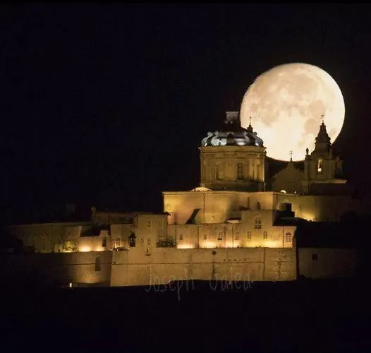 Seaview The Terraces 3 Bedroom Lägenhet St. Paul's Bay