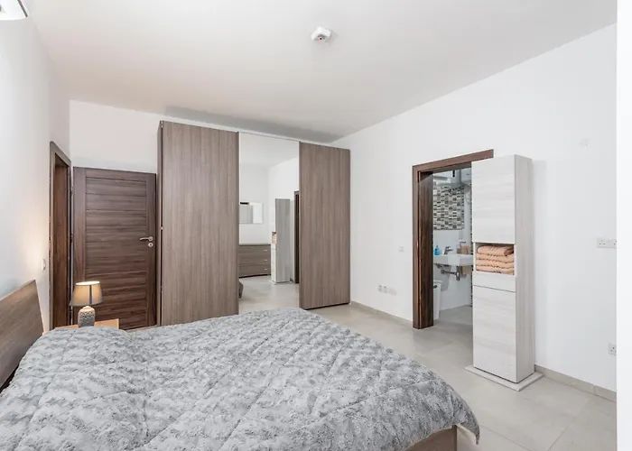 Διαμέρισμα Seaview The Terraces 3 Bedroom Σεντ Πόλς Μπέι